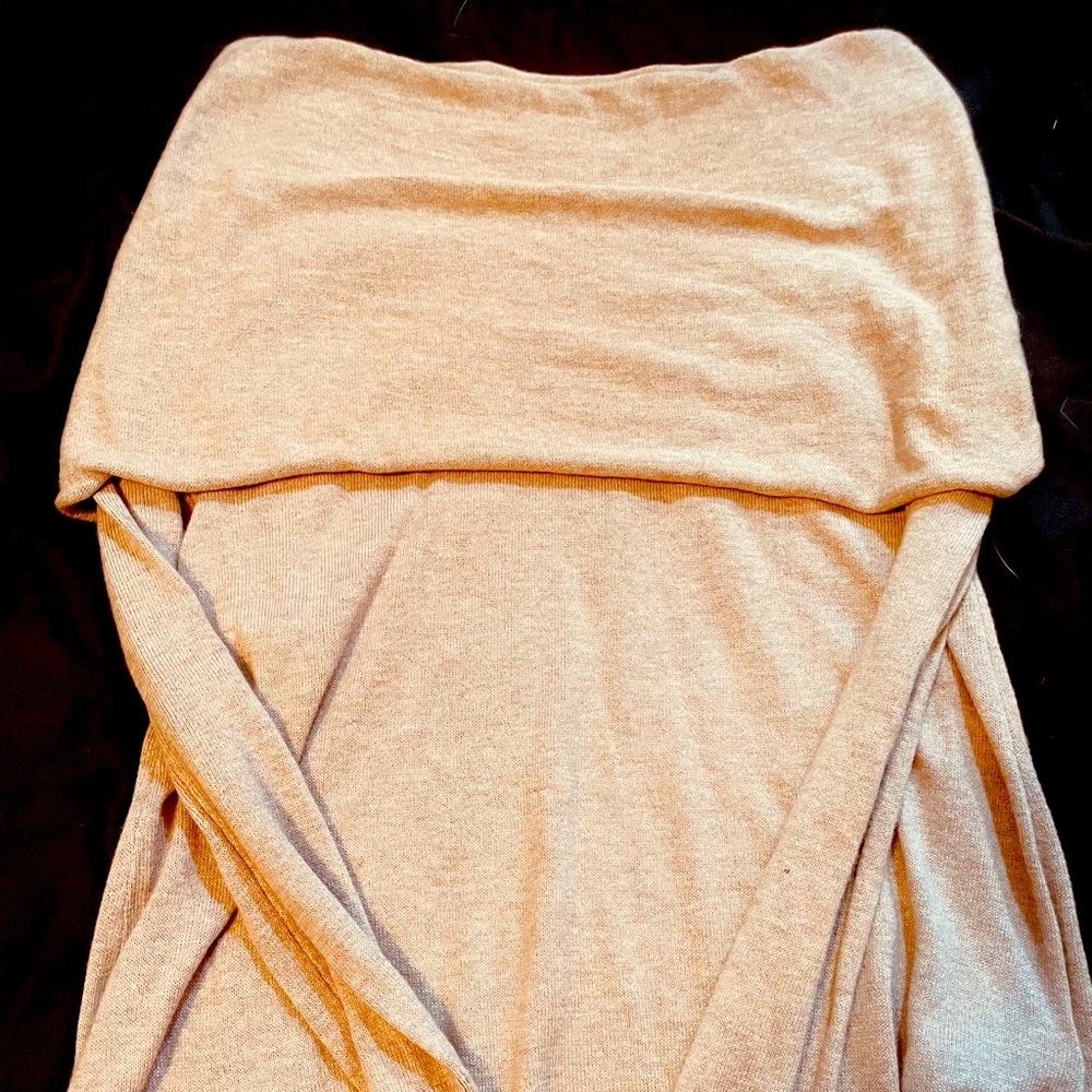 Shrinking Violet Wear 2 Ways Off Shoulder Sweater Sz M Nwt